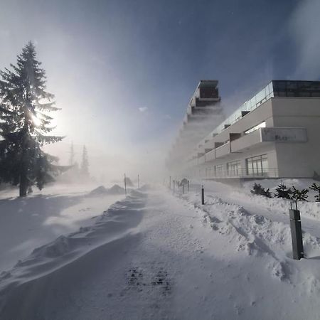 Apartman Ve Vysokych Tatrach Štrbské Pleso Eksteriør billede